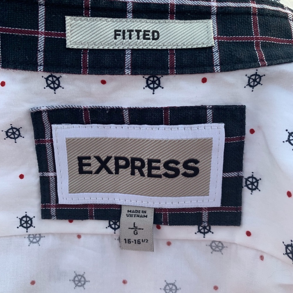 Express Fitted Button Down - image 7